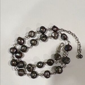Sterling silver linked Elegant Black Pearl Necklace